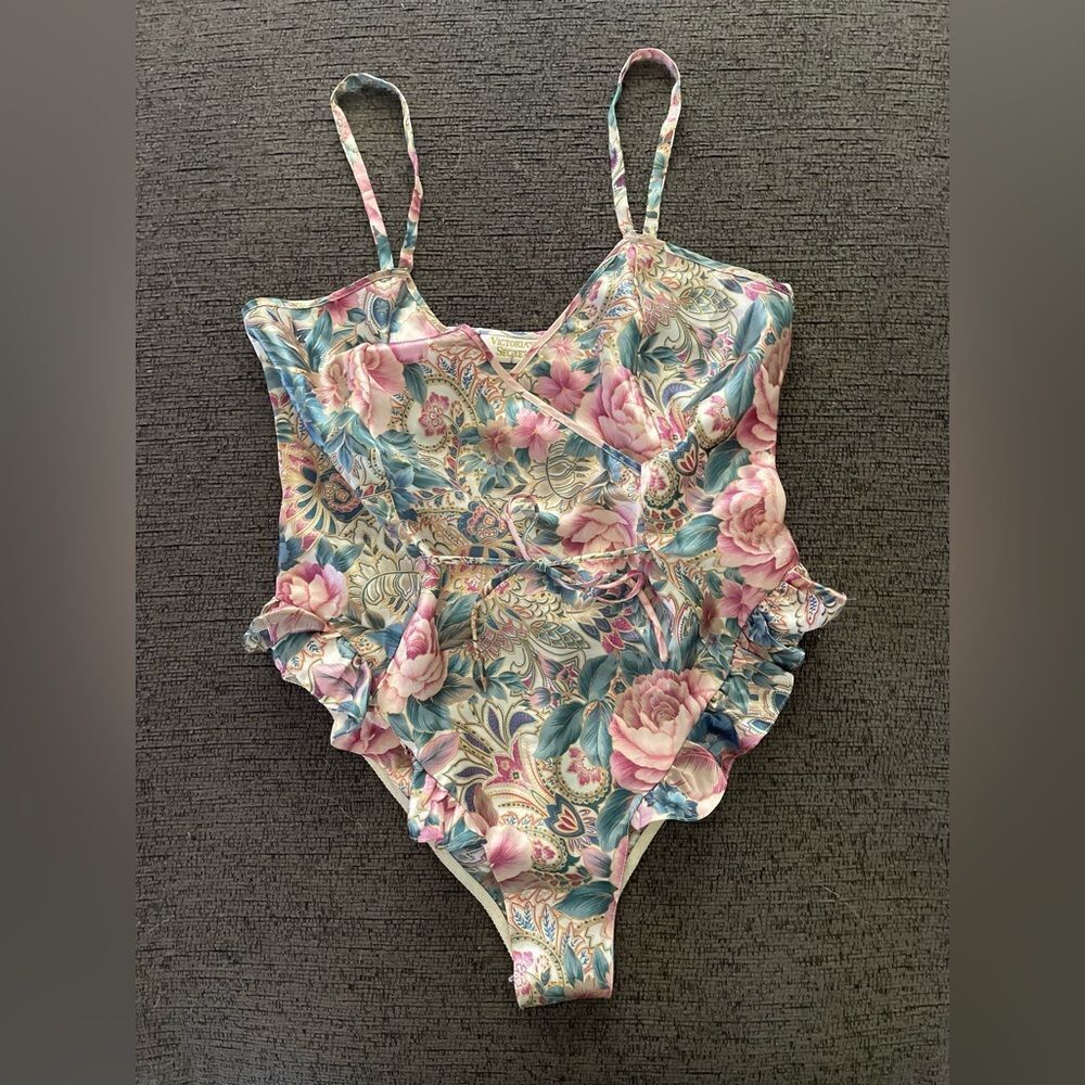 Vintage Victorias Secret Floral Satin Ruffle Teddy Bodysuit Sz Medium‎